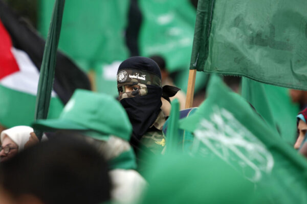 Hamás anunció que aceptó la propuesta de paz presentada por Donald Trump, lo que implicará la liberación de todos los rehenes israelíes y la apertura de un proceso de negociaciones con mediadores internacionales. Foto: AP.