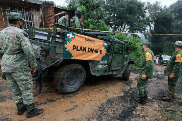 La Sedena activó el Plan DN-III-E en Puebla tras los estragos de la tormenta tropical Jerry, que dejó afectaciones en 26 municipios con deslaves, derrumbes y cinco ríos desbordados.