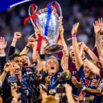 Nuevo formato, misma pasión: la UEFA quiere que el campeón de la Champions abra la siguiente edición con un partido especial, y podría verse hasta en Netflix o Prime Video. Foto: Branislav Racko