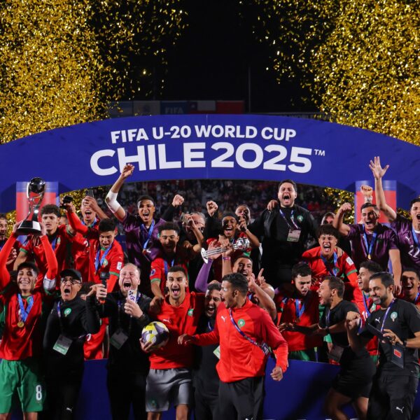 Marruecos alzó el trofeo del Mundial Sub 20 de la FIFA 2025 en el Estadio Nacional de Santiago, Chile. Foto: AFP.