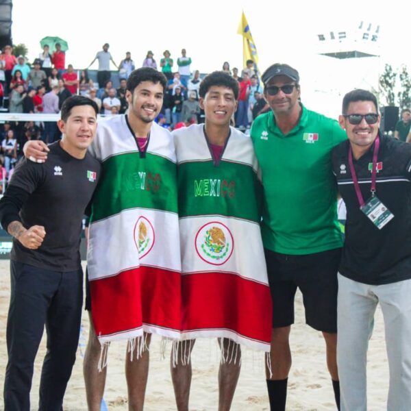 México conquistó su primer medalla en un mundial de voleibol de playa, con un bronce en la rama varonil. Foto: Gobierno de Cholula.