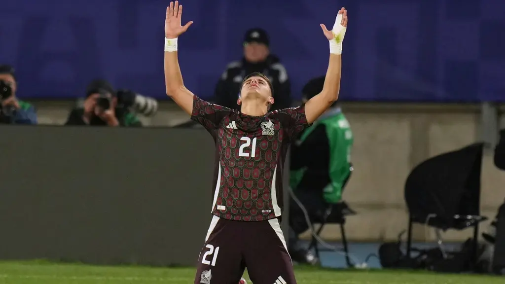 México golea 4-1 a Chile y espera rival en los cuartos de final del Mundial Sub20