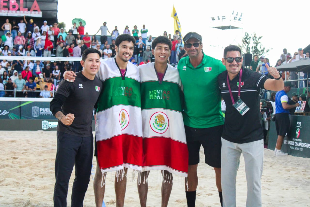 México conquistó su primer medalla en un mundial de voleibol de playa, con un bronce en la rama varonil. Foto: Gobierno de Cholula.