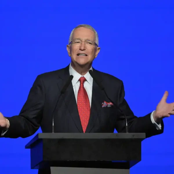 Ricardo Salinas Pliego, empresario y dueño de TV Azteca, dejó abierta la posibilidad de buscar la Presidencia de México durante la celebración de su cumpleaños número 70.
