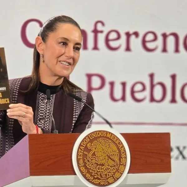 Claudia Sheinbaum presentó su libro “Diario de una transición histórica”, una mirada íntima al proceso que la llevó a convertirse en la primera presidenta de México.