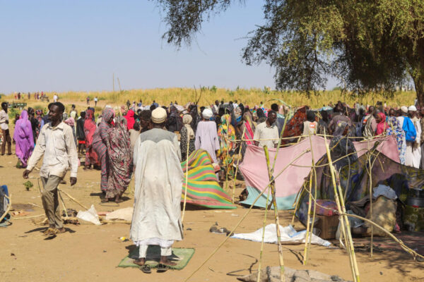 Más de 2 mil civiles fueron asesinados en Sudán durante la toma de Al-Fashir por parte de las FAR, denunciaron las Fuerzas Conjuntas y el gobierno de Darfur, calificando el hecho como un “genocidio”. FOTO: AFP.