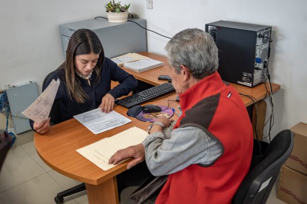 La Cámara de Diputados aprobó la reforma a la Ley Federal de Derechos, con incremento en costos de trámites migratorios, servicios turísticos, etc. como parte del paquete económico 2026. Foto: Ayuntamiento de Toluca.