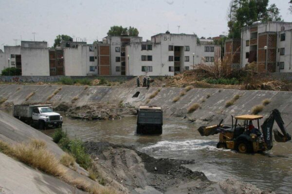 Un diagnóstico estatal revela que más de la mitad de los municipios de Puebla tienen asentamientos humanos en zonas de alto riesgo por deslaves e inundaciones. Foto: Agencia Enfoque.