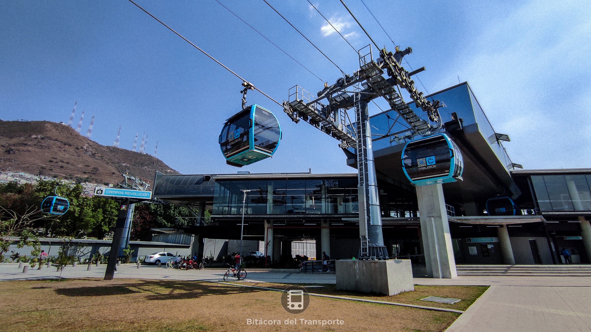 El gobierno estatal confirmó que las primeras cuatro líneas del Cablebús serán operadas por el Estado; no habrá concesión. FOTO: Bitácora del Transporte.