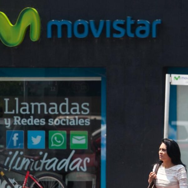Movistar se despide de México. Telefónica venderá su red, clientes y marca a Beyond ONE, dueña de Virgin Mobile. FOTO: El Economista.