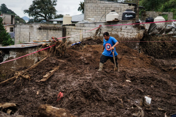 Puebla reubicará a 900 familias afectadas por lluvias en la Sierra Norte. FOTO: El País.