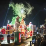 La polémica alrededor de las caravanas navideñas de Coca-Cola escaló luego de que El Poder del Consumidor pidiera a Cofepris detenerlas de manera precautoria. FOTO: Cuartoscuro.