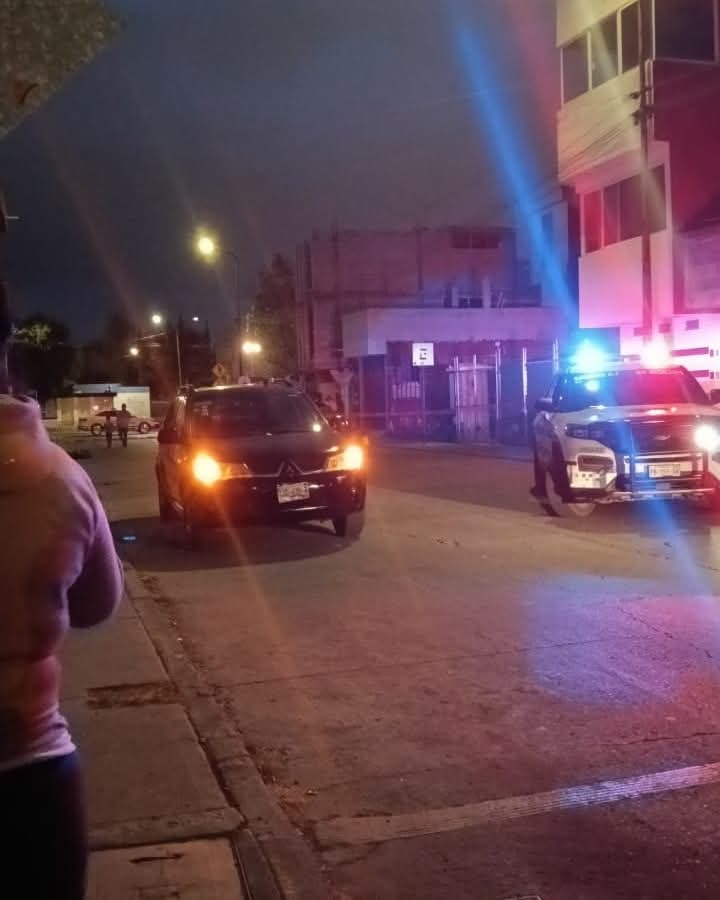 Ataque directo en Los Héroes: ejecutan a joven dentro de su camioneta en pleno fraccionamiento