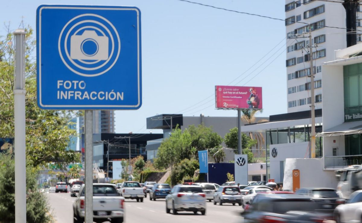 Descuentos en Fotomultas. Foto: El Universal Puebla.