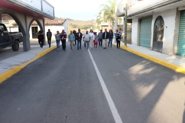 Con la pavimentación de Porfirio Díaz, suman más de 30 obras concluidas en juntas auxiliares durante el primer año del gobierno de San Pedro Cholula.