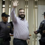 Javier Duarte seguirá en prisión, por ahora. La juez aplazó la resolución tras 12 horas de audiencia. FOTO: Unomasuno.