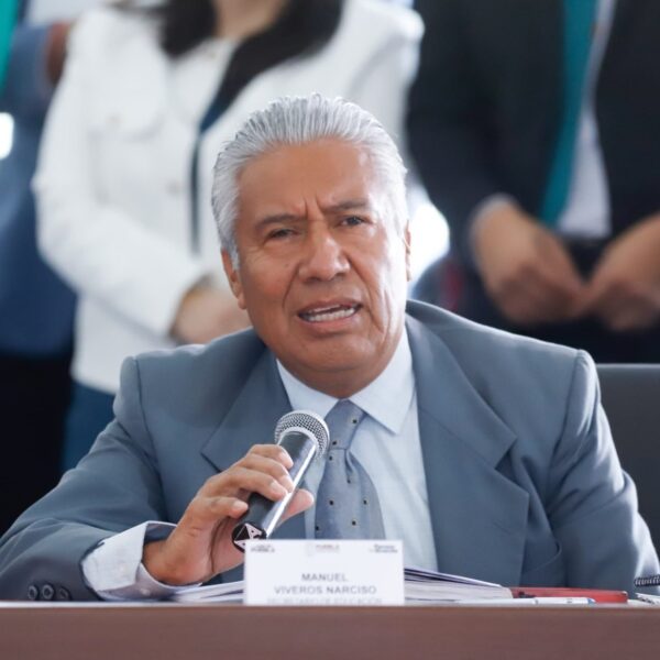 Tras denuncias por presuntas plazas otorgadas de forma discrecional, la SEP anunció una investigación y un nuevo esquema de convocatoria abierta. FOTO: El Referente.