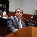 Monreal confirmó que la iniciativa para reducir la jornada a 40 horas llegará a Diputados antes del 15 de diciembre. FOTO: Udem.