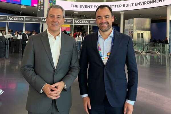 Desde Barcelona, el alcalde Pepe Chedraui presentó los avances de Puebla en modernización urbana durante el Smart City Expo World Congress 2025.