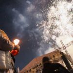 El Vaniloquio 2025 llenó de misticismo y música la Plaza de la Concordia con su tradicional Concierto de Campanas y la presentación de Elefante.