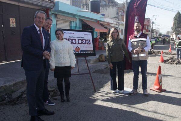 El Gobierno de la Ciudad de Puebla cumplió y superó su meta anual de la Campaña Capitalina Bacheando Puebla, al atender 226 mil 536 baches con una inversión de 154.3 millones de pesos.