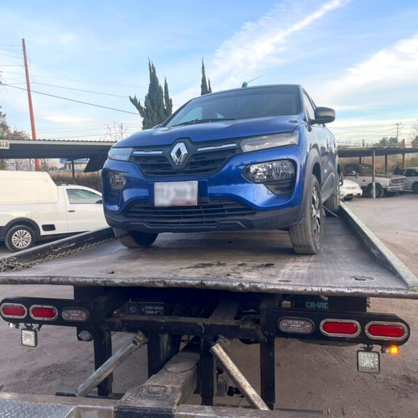 Policía de Texmelucan recupera un auto con reporte de robo tras detener a un conductor agresivo en la colonia Los Ángeles.