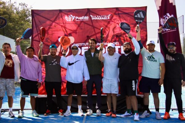 El Gobierno de la Ciudad realizó el Primer Torneo Municipal de Pádel 2025 en la Laguna de Chapulco, con la participación de 34 jugadores para promover el deporte, activar los espacios públicos y fortalecer hábitos saludables.