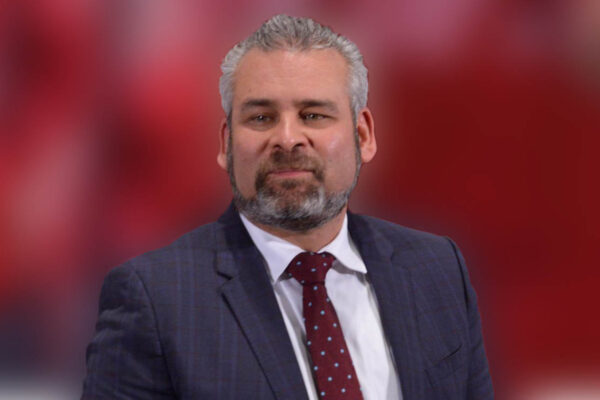 El nombre del gobernador de Michoacán aparecería vinculado en reportes de inteligencia