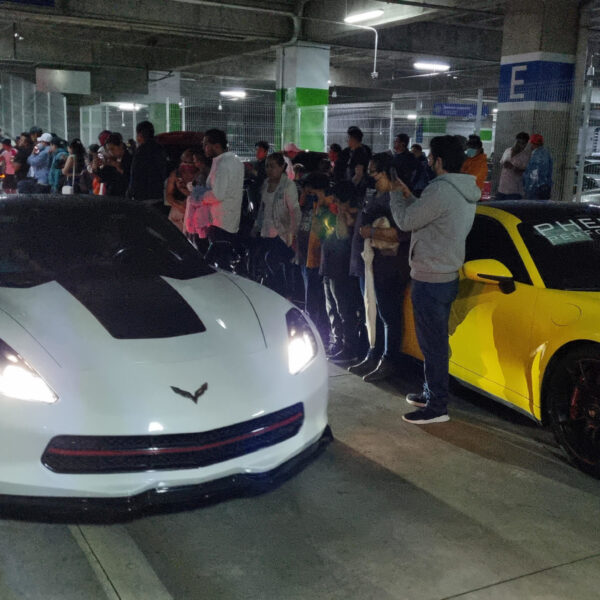 El anuncio sobre la posible autorización de arrancones y la suspensión del alcoholímetro encendió alarmas entre especialistas y organizaciones de movilidad en Puebla, que advierten un retroceso grave en seguridad vial. FOTO: EsImagen.