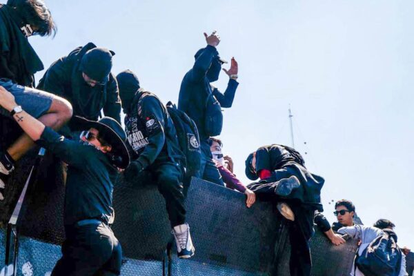 La FGJ tiene identificados a los integrantes del bloque negro que participaron en actos violentos en distintas marchas de la CDMX. La autoridad abrió 38 carpetas y ubicó a 31 presuntos responsables.