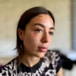 La activista Daniela Toussaint fue vinculada a proceso tras ser detenida en la protesta del 15 de noviembre, luego de que el juez descartó el video donde grabó su arresto por posible manipulación con IA. FOTO: La Silla Rota.