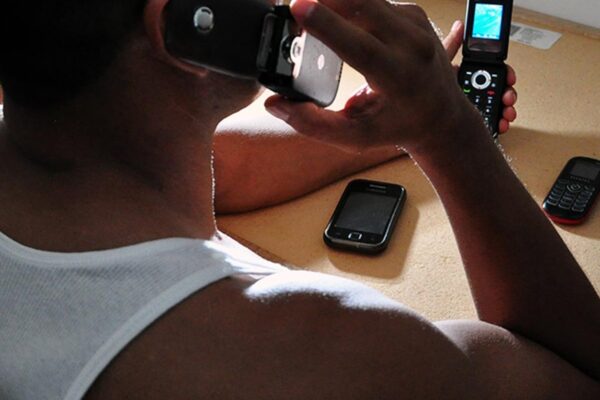 El Senado aprobó por unanimidad la nueva Ley General contra la Extorsión, que unifica el tipo penal en todo el país y eleva las penas hasta 42 años. FOTO: Debate.