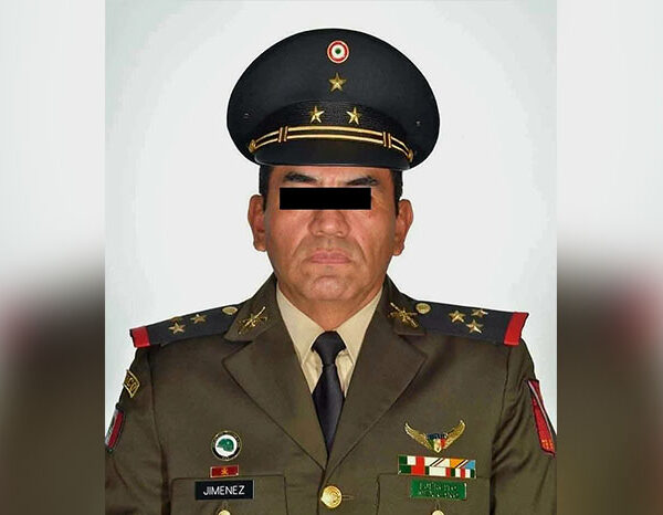 La Fiscalía de Michoacán confirmó que el coronel José Manuel Jiménez, es el escolta del ex alcalde Carlos Manzo que está prófugo. FOTO: Contacto Noticias.