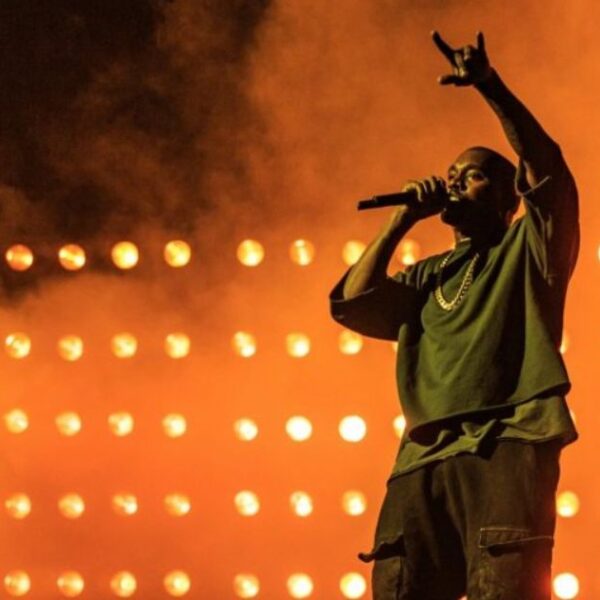 Kanye West regresa a México.El rapero dará un solo concierto el 30 de enero de 2026 en la Plaza de Toros México. FOTO: Cultura Colectiva.