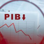 La economía mexicana registró una contracción anual de 0.19% en el tercer trimestre, su primer retroceso desde 2021, de acuerdo con el Inegi. IMAGEN: Getty Images.