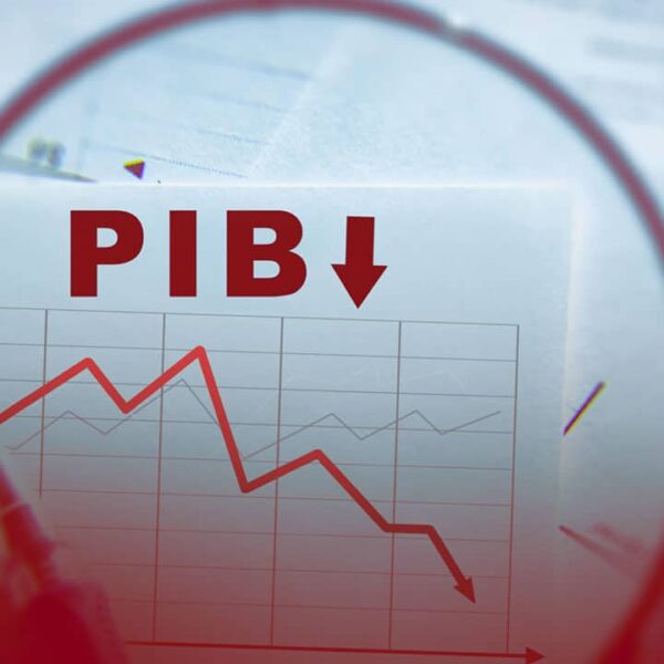 La economía mexicana registró una contracción anual de 0.19% en el tercer trimestre, su primer retroceso desde 2021, de acuerdo con el Inegi. IMAGEN: Getty Images.