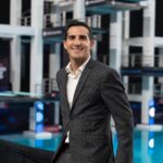 Las declaraciones patrimoniales de Rommel Pacheco volvieron a quedar bajo la lupa luego de que una revisión al Registro Público de Yucatán revelara inconsistencias entre lo que reportó y los bienes que realmente posee. FOTO: FB @RommelPachecoOficial.