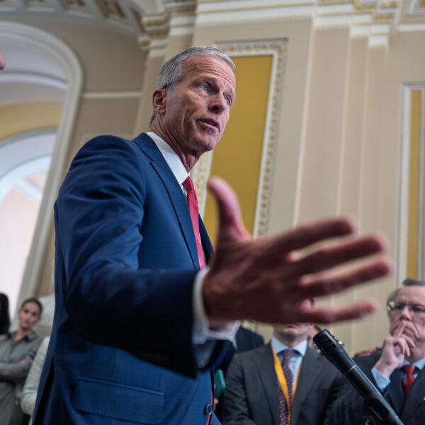 El Senado estadounidense avanzó hacia la reapertura del Gobierno federal con un acuerdo bipartidista que excluye los subsidios médicos de la Ley ACA. FOTO: Getty Images.