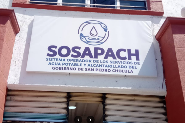 El Sosapach de San Pedro Cholula advirtió sobre personas que se hacen pasar por empleados del organismo para cobrar de forma ilegal el servicio de agua. FOTO: Google Maps.