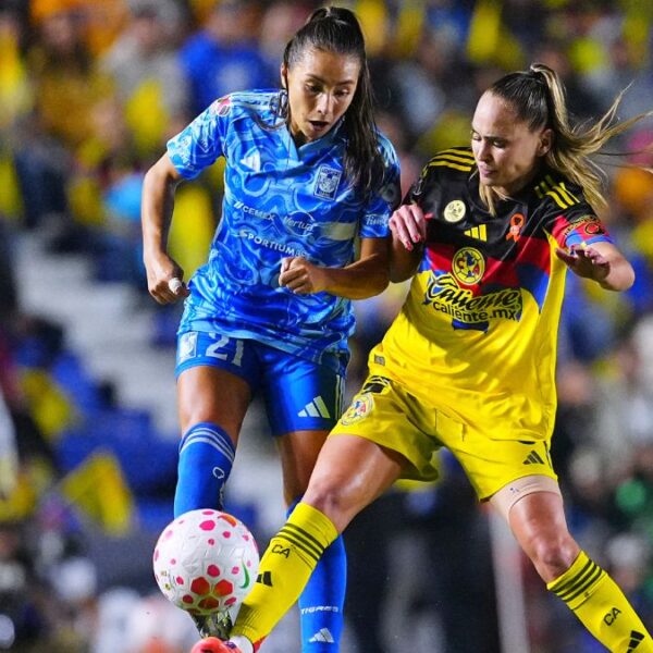 América y Tigres protagonizaron un intenso 3-3 en la ida de la final del Apertura 2025 de la Liga MX Femenil. FOTO: Imago7.