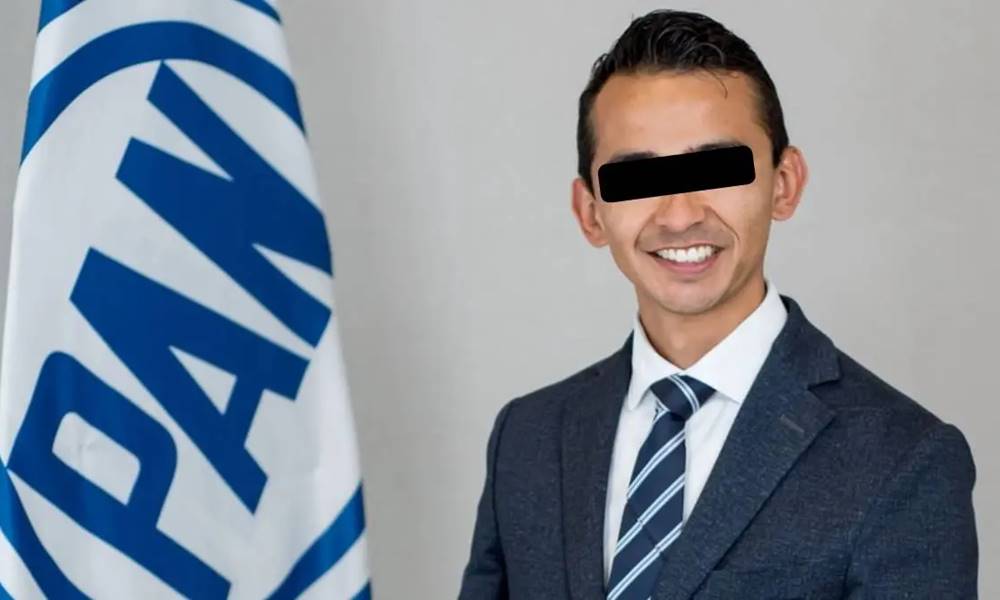 Pese a la denuncia por estupro, la dirigencia del PAN en Puebla confirmó que Carlos Pando continuará como consejero estatal mientras avanza el proceso legal. IMAGEN: El Piñero.