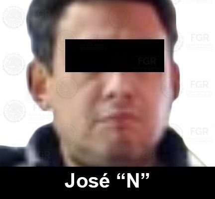 La FGR obtuvo prisión preventiva contra un hombre detenido en Puebla por posesión de fentanilo, cocaína, opio y metanfetamina.