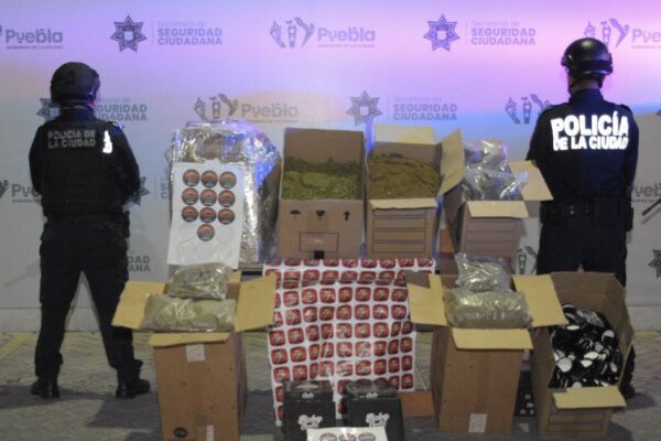 Aseguran cerca de 40 kilos de marihuana en una casa en renta ubicada en la colonia La Paz, en Puebla.