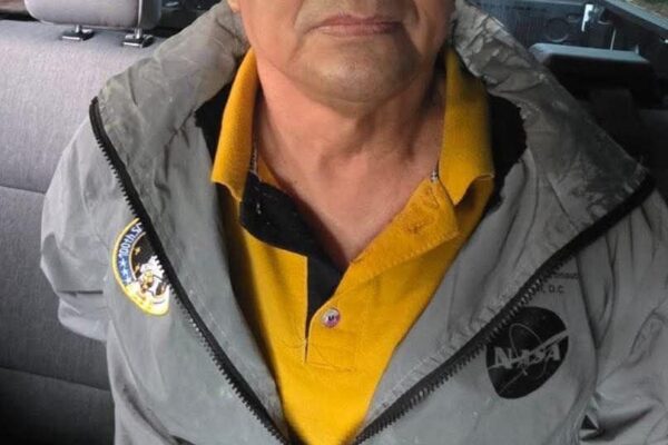 La detención del periodista Rafael León Segovia en Veracruz por delitos graves encendió alertas entre organizaciones de prensa.