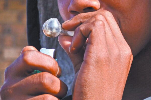 El consumo de metanfetaminas casi se duplicó en una década y encendió las alertas del gobierno federal rumbo a 2026. FOTO: EE.