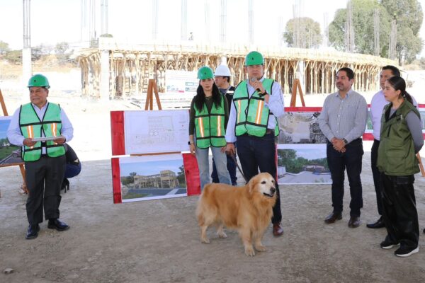 El Centro de Bienestar Animal de Puebla va al 15 %; tendrá capacidad para 1,500 seres sintientes y se proyecta como uno de los refugios más grandes de Latinoamérica, según el gobierno estatal. FOTO: Gobierno de Puebla.