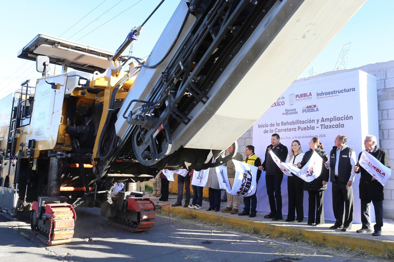 Ampliación Carretera. Foto: Gobierno de Puebla.