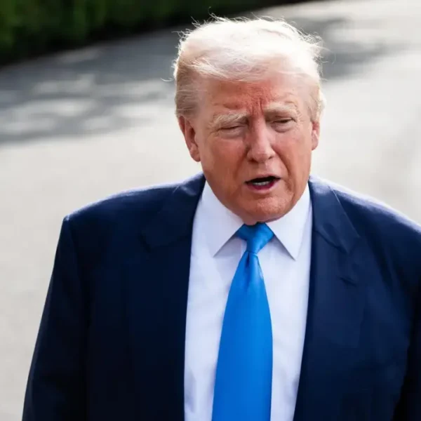 Las tensiones por la guerra comercial impulsada por Donald Trump vuelven a colocar al sector agrícola estadounidense en el centro del debate, ahora con un nuevo paquete de apoyo multimillonario. FOTO: Getty Images.