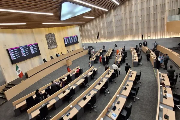 El Congreso local dejó reformas clave para el funcionamiento institucional del estado en pausa. FOTO: Congreso de Puebla.