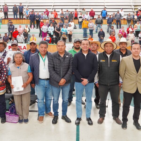 Texmelucan refuerza la seguridad alimentaria con la entrega de 340 paquetes de huertos y granjas de traspatio que impulsan la producción familiar y la economía local.